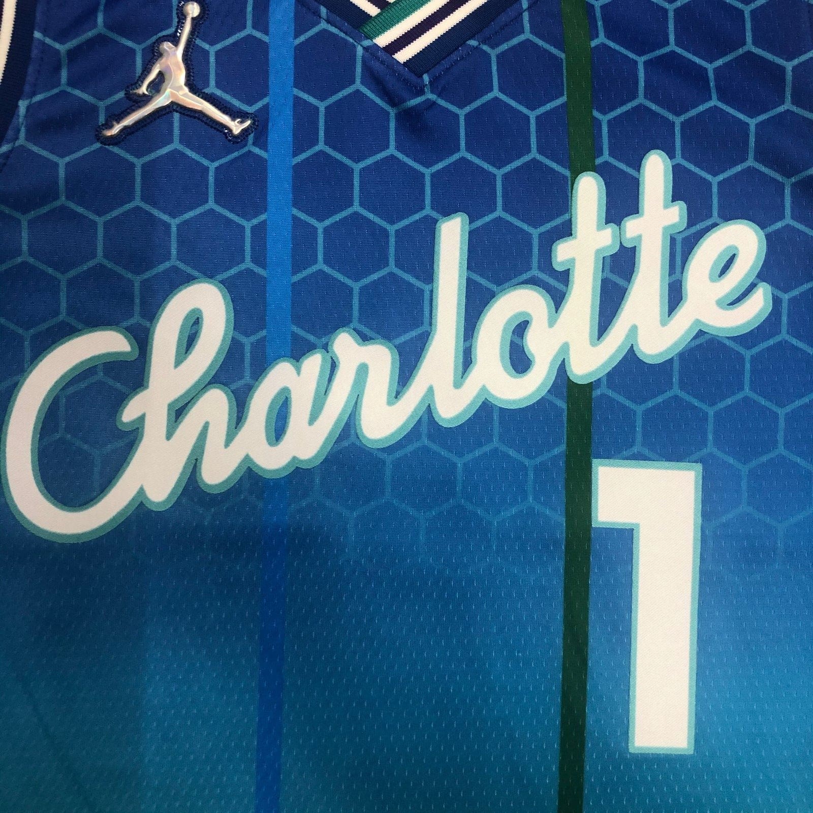 Regata Charlotte Hornets City Edition Diamante 75th Regata Charlotte Hornets City Edition Diamante 75th