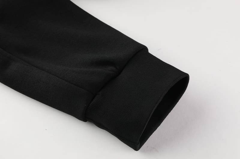 Conjunto Casaco e Calça do Barcelona 2021-2022 Conjunto Casaco e Calça do Barcelona 2021-2022