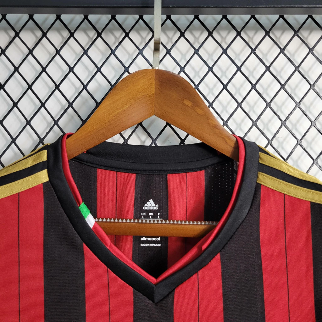 Camisa do Milan Manga Longa Retrô 2013-2014 Camisa do Milan Manga Longa Retrô 2013-2014