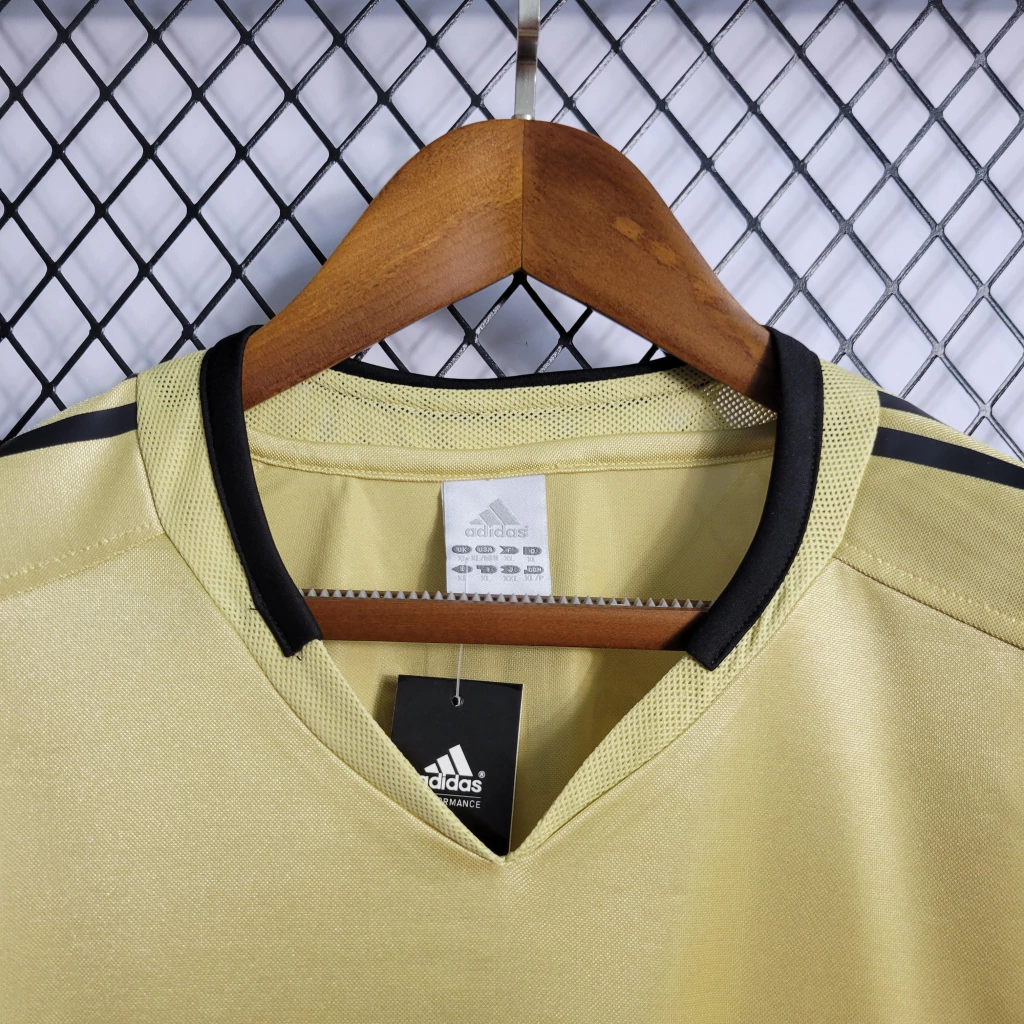 Camisa do Bayern de Munique Retrô 2004-2005 Camisa do Bayern de Munique Retrô 2004-2005