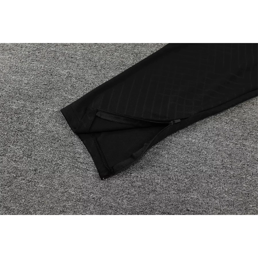 Conjunto Casaco e Calça do Barcelona 2022-2023 Conjunto Casaco e Calça do Barcelona 2022-2023