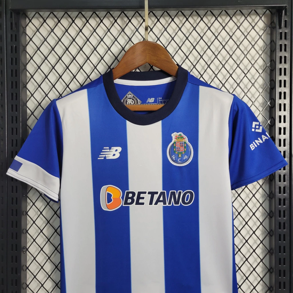 Kit de Uniforme Infantil do Porto I 2023-2024 Kit de Uniforme Infantil do Porto I 2023-2024