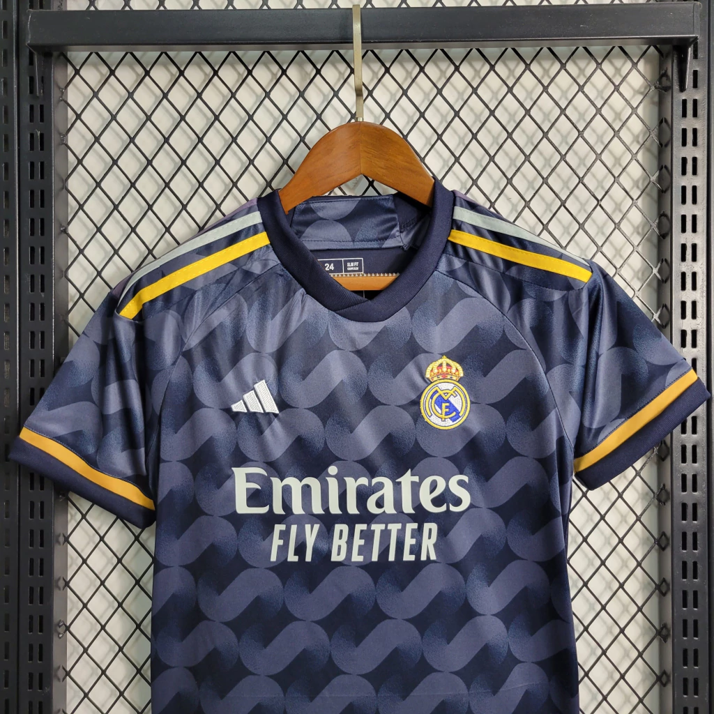 Kit de Uniforme Infantil do Real Madrid II 2023-2024 Kit de Uniforme Infantil do Real Madrid II 2023-2024