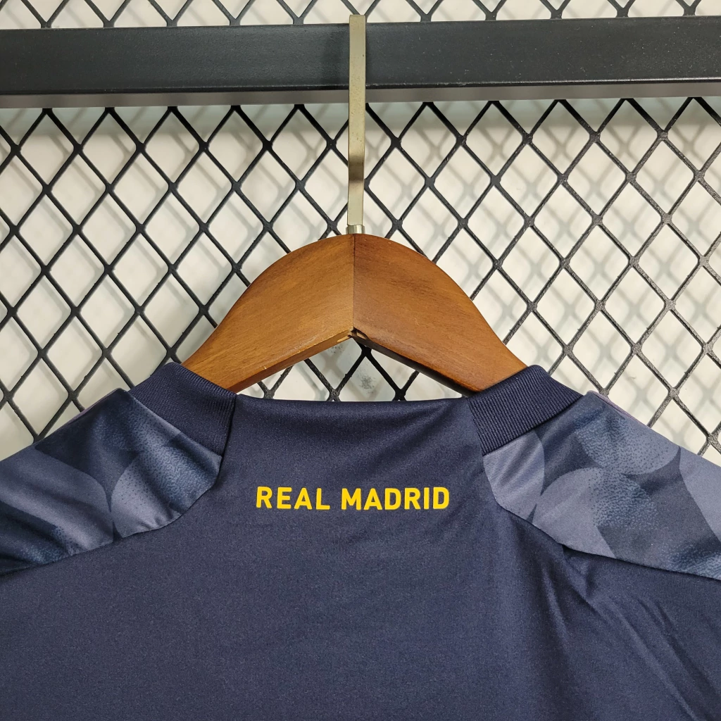 Kit de Uniforme Infantil do Real Madrid II 2023-2024 Kit de Uniforme Infantil do Real Madrid II 2023-2024
