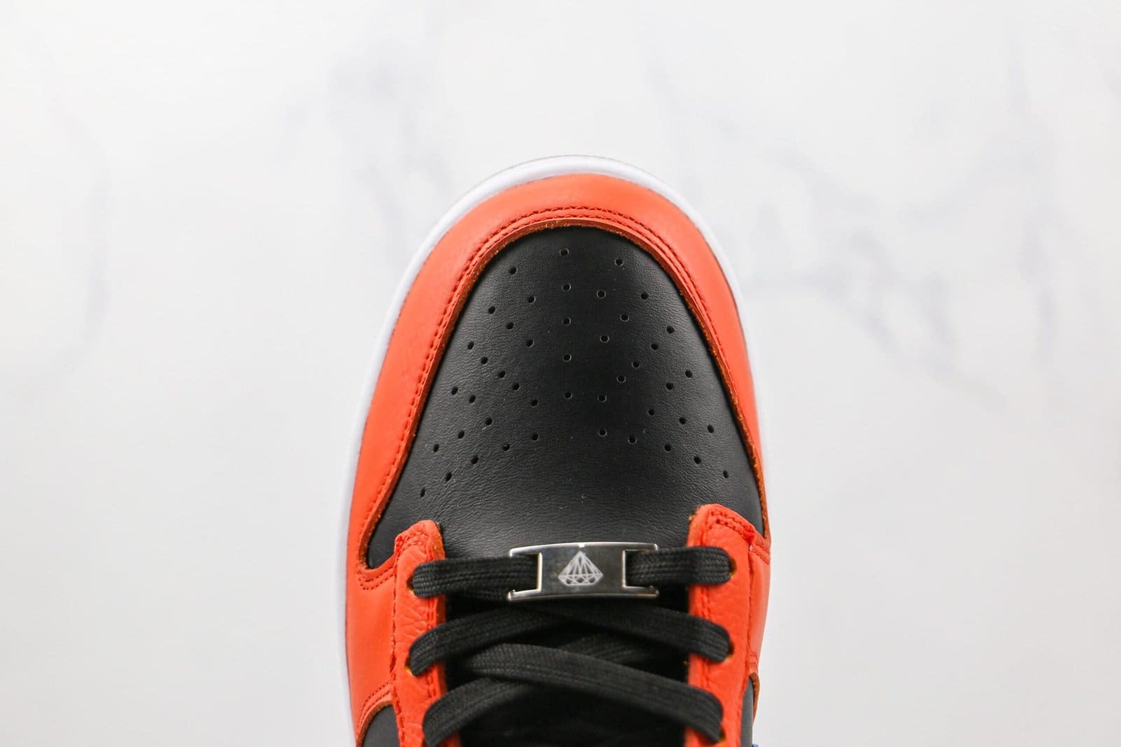 Nike Dunk Low EMB NBA 75th Anniversary Knicks Nike Dunk Low EMB NBA 75th Anniversary Knicks