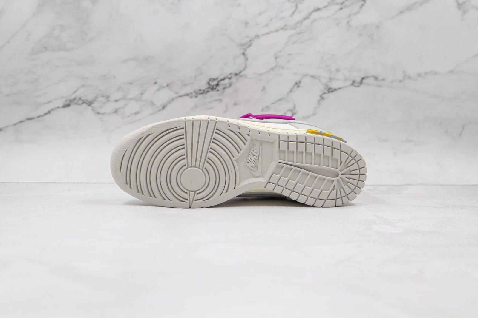 Nike Dunk Low Off White Lot 21 of 50 Nike Dunk Low Off White Lot 21 of 50