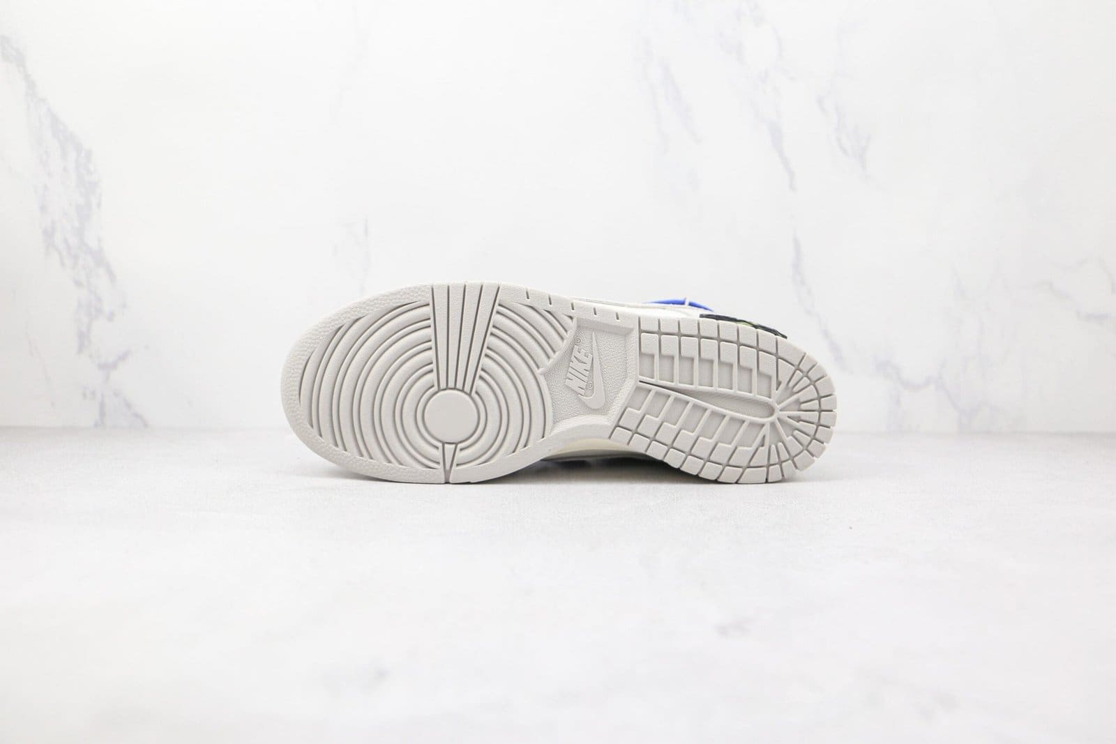 Nike Dunk Low Off White Lot 32 of 50 Nike Dunk Low Off White Lot 32 of 50