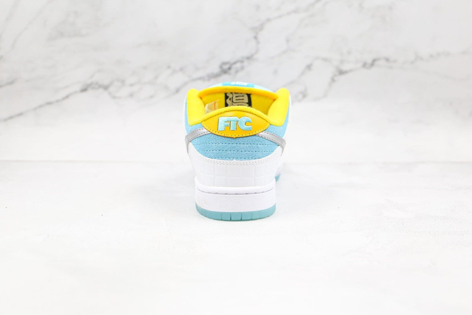 Nike SB Dunk Low Pro FTC Lagoon Pulse Nike SB Dunk Low Pro FTC Lagoon Pulse