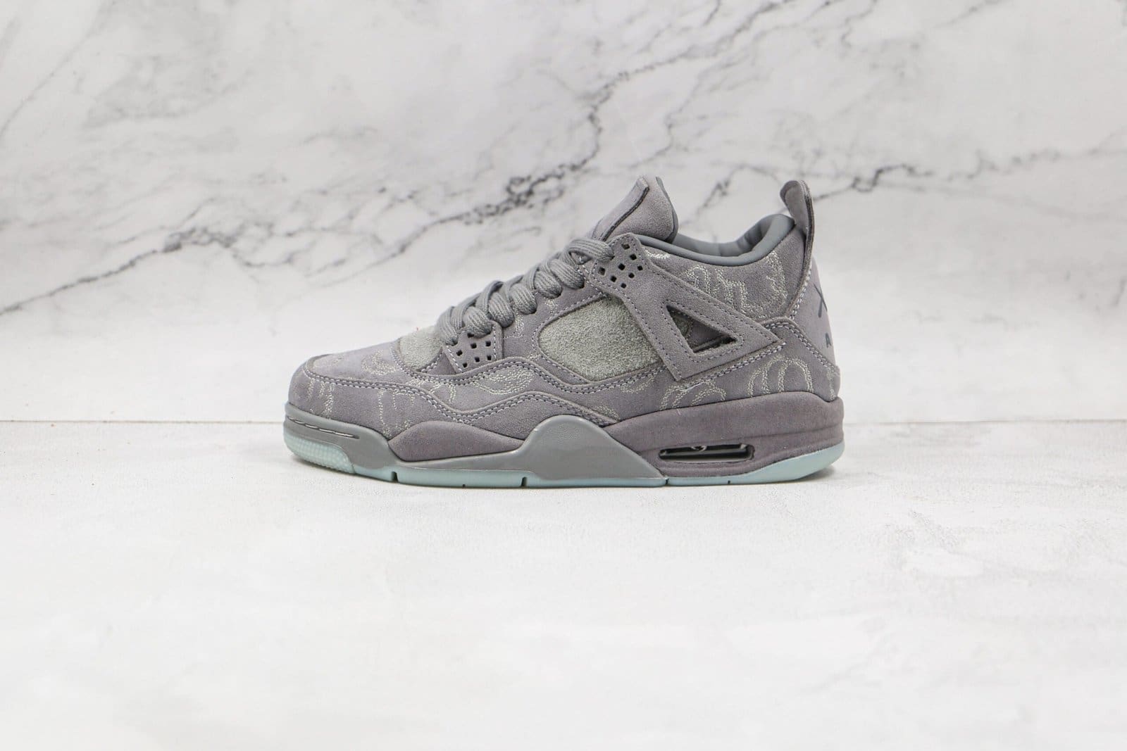 Jordan 4 Retro Kaws Jordan 4 Retro Kaws