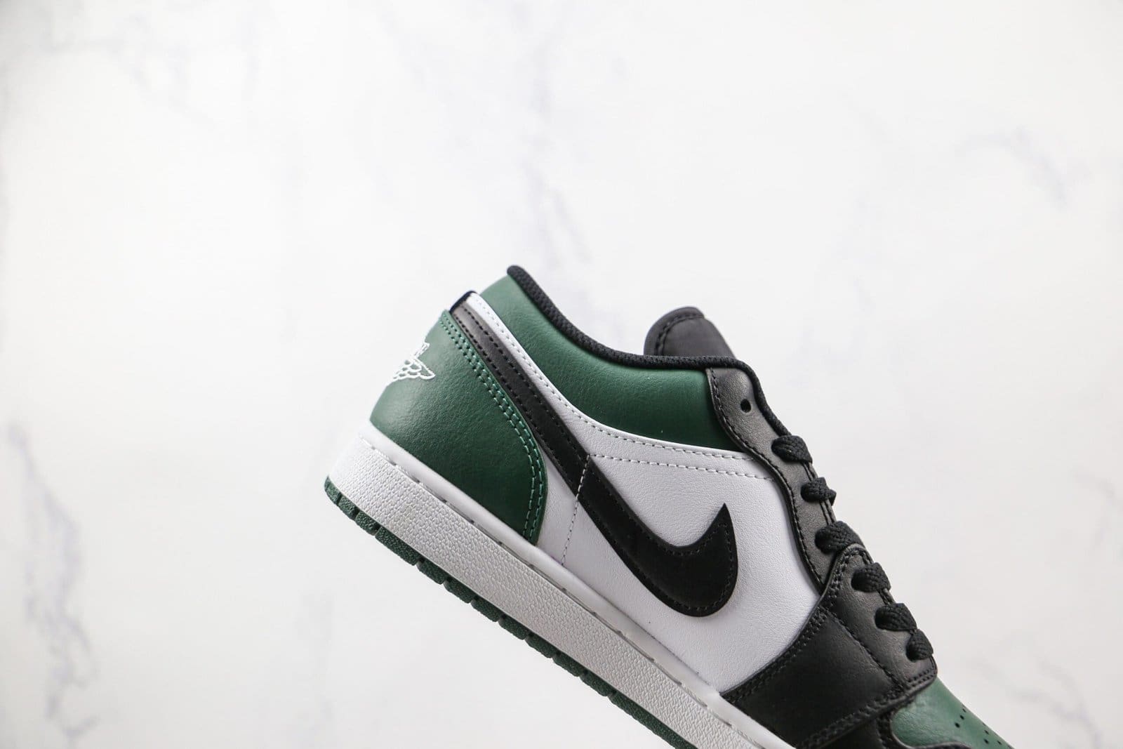 Jordan 1 Low Green Toe Jordan 1 Low Green Toe