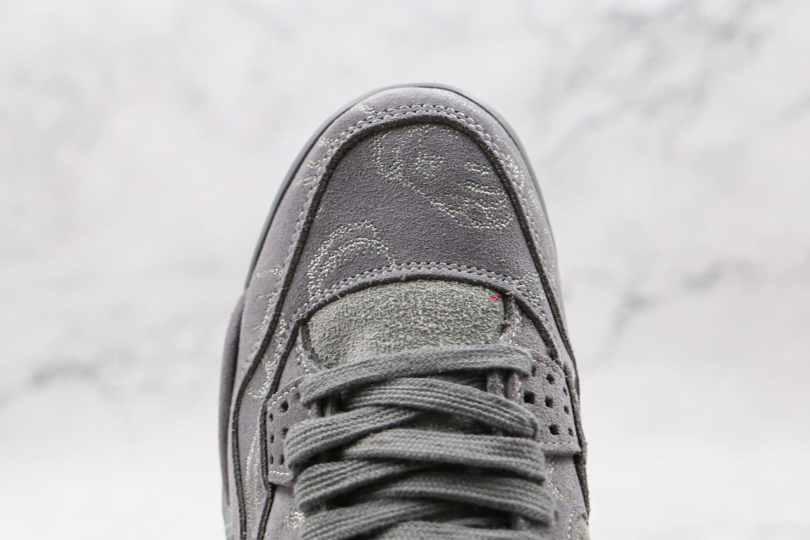 Jordan 4 Retro Kaws Jordan 4 Retro Kaws