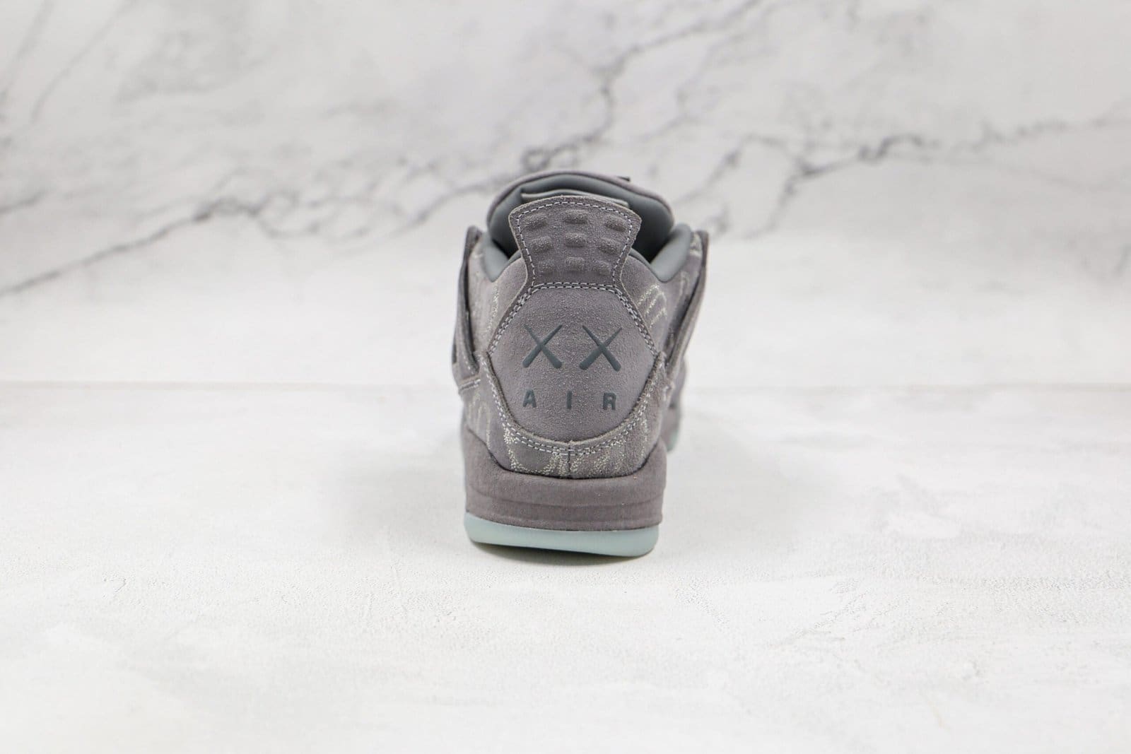 Jordan 4 Retro Kaws Jordan 4 Retro Kaws
