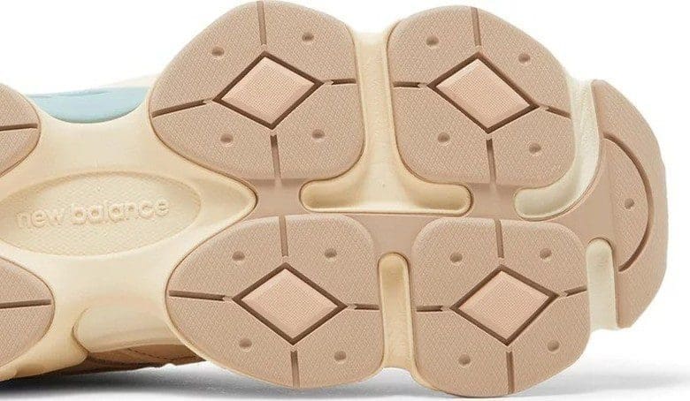 New Balance 9060 Ivory New Balance 9060 Ivory