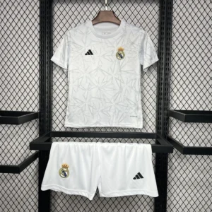 Kit de Uniforme Infantil do Real Madrid Pré-Jogo 2024-2025