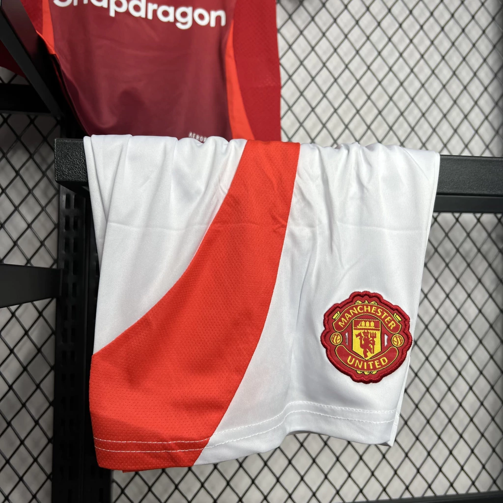 Kit de Uniforme Infantil do Manchester United I 2024-2025 Kit de Uniforme Infantil do Manchester United I 2024-2025